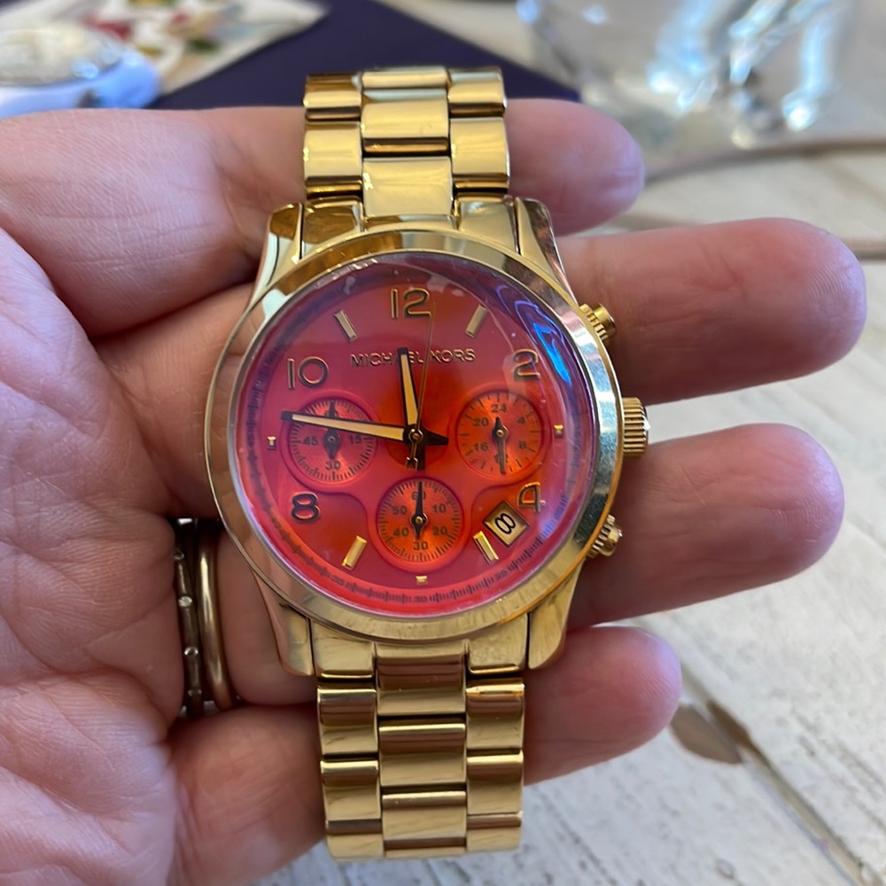 Michael Kors Stainless Steel Gold Tone Womens Watch Pink Purple Shift NEW